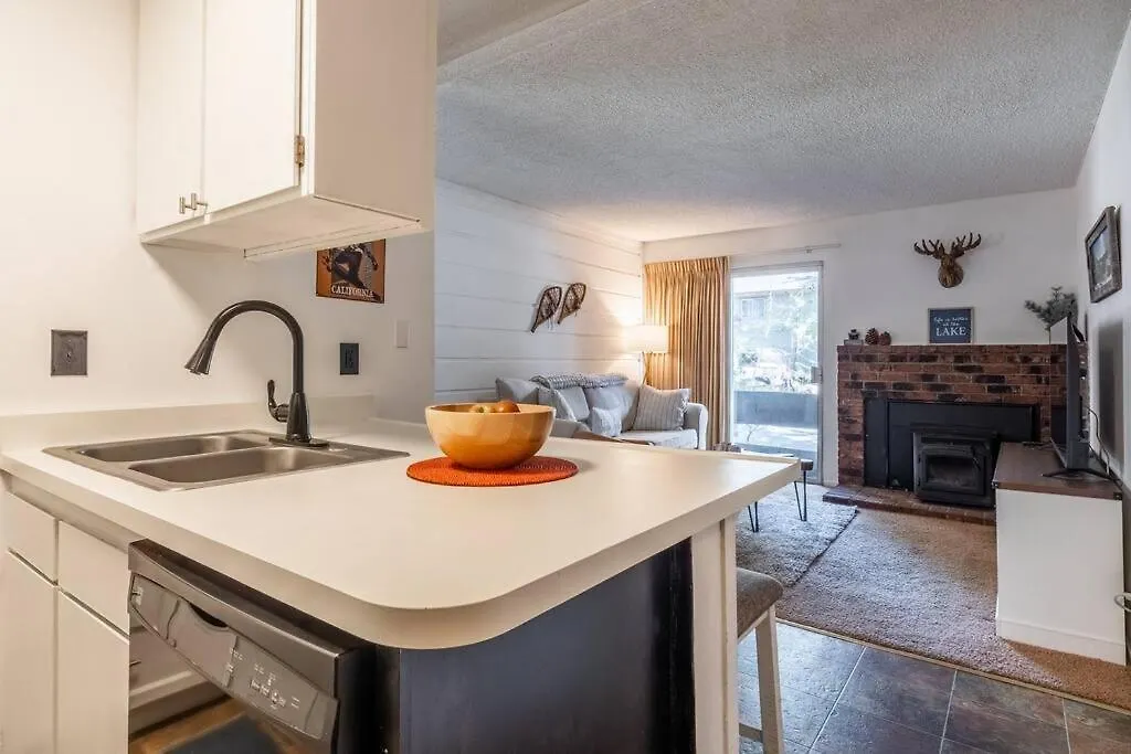 Cozy Cabin-Style Condo In Central Location Mammoth Lakes United States