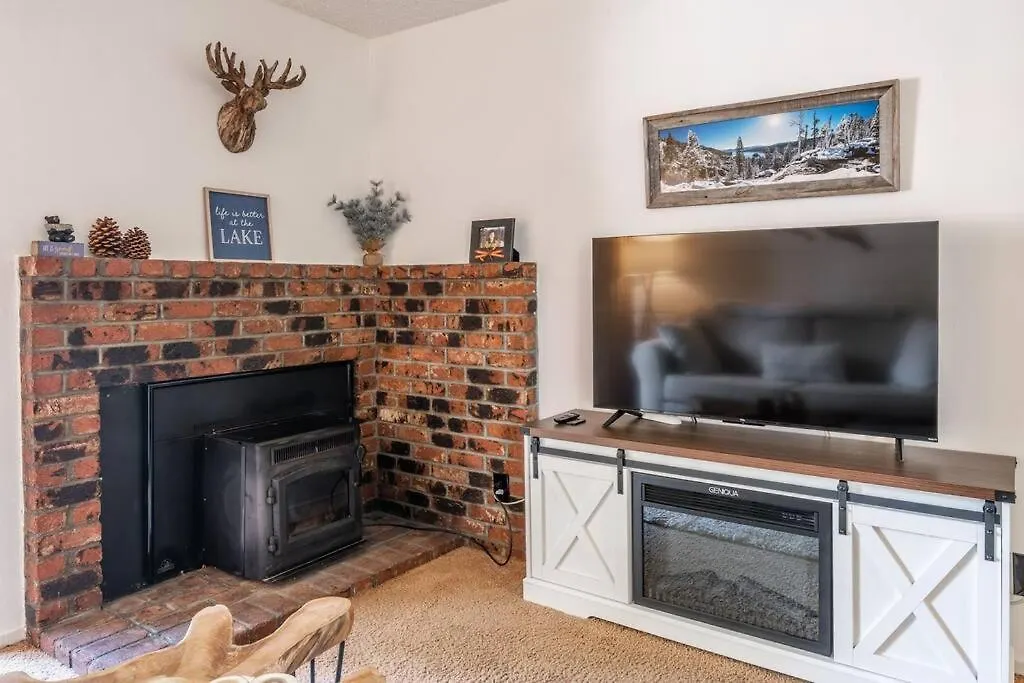 Cozy Cabin-Style Condo In Central Location Mammoth Lakes United States